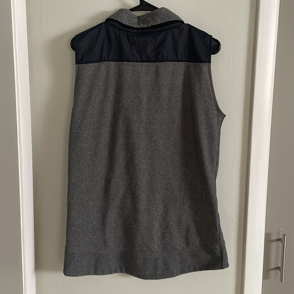 Under Armour vest - Picture 3 of 5